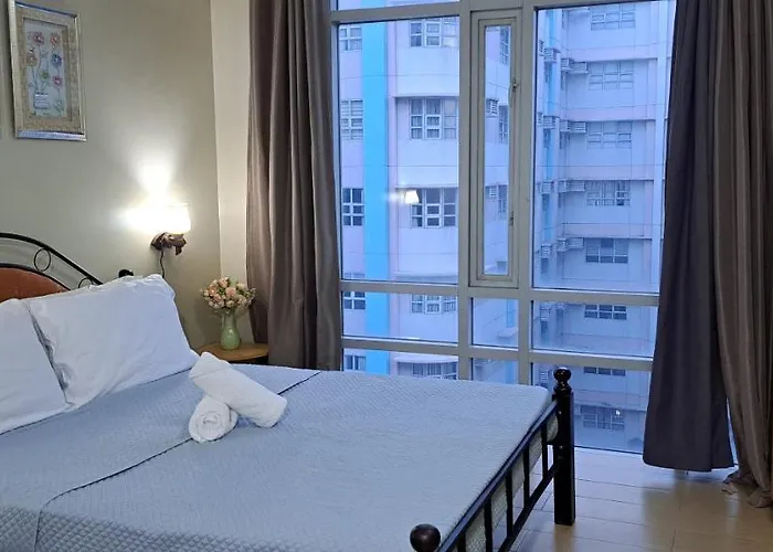Affordable At 150 Newport Blvd Near Naia T3 Apartment *